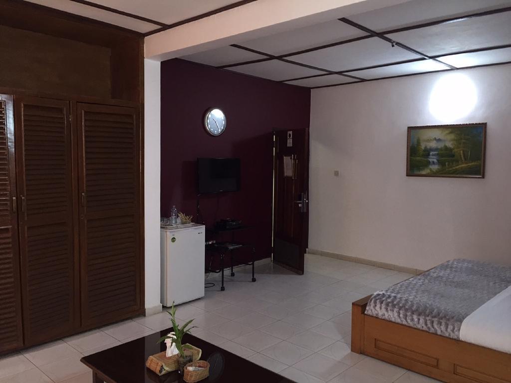 Sir Max Hotel Кумасі Номер фото